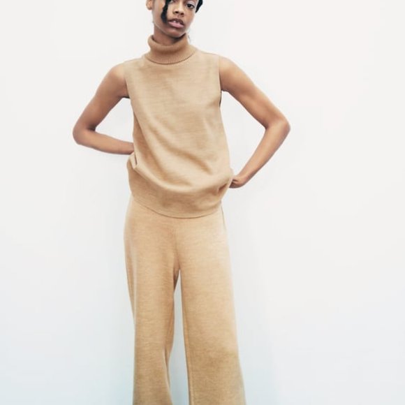 Zara Tops - Zara Soft Top in Camel